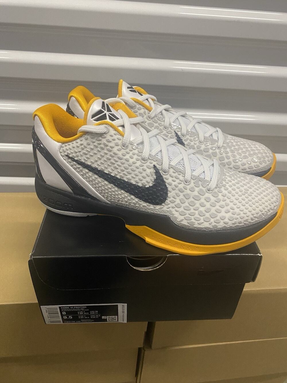 Kobe 6 Proto White Del Sol Size 8